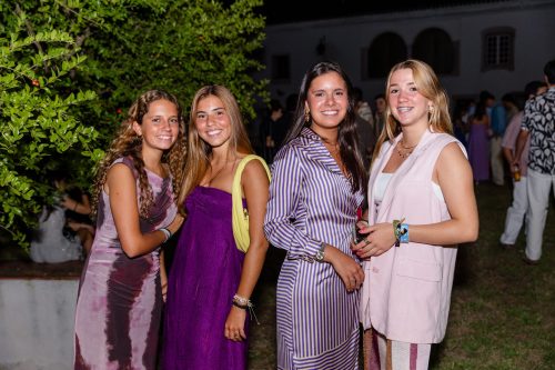 00089- 18 anos Leonor