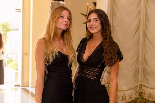 00126- 18 Anos Francisca e Madalena