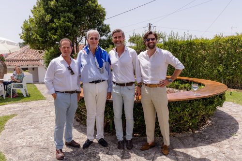 00134- 70 Anos Antonio Victor Melo