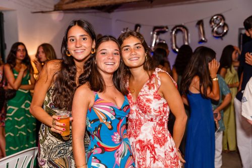 00156- 18 anos Leonor