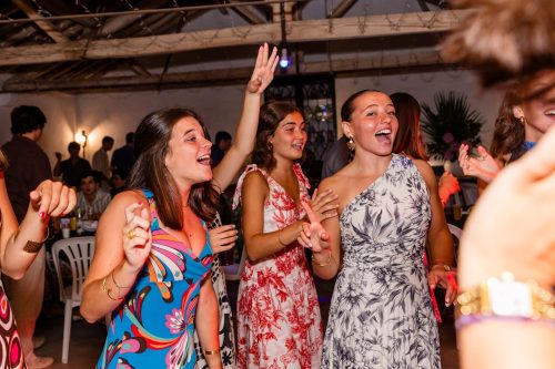 00204- 18 anos Leonor