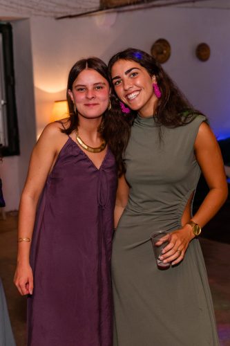 00214- 18 anos Leonor