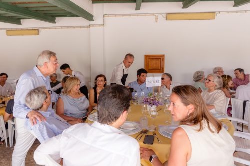 00223- 70 Anos Antonio Victor Melo