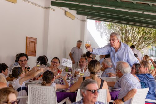 00239- 70 Anos Antonio Victor Melo