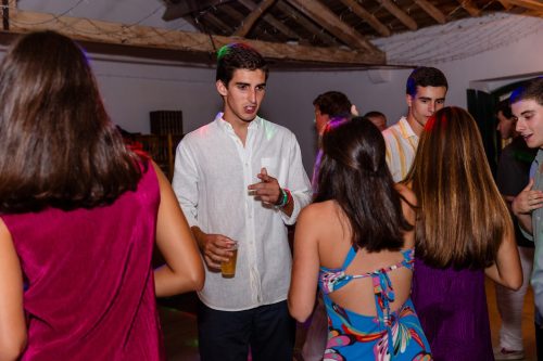 00246- 18 anos Leonor