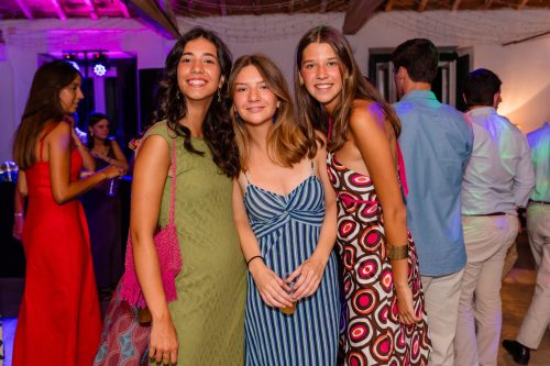 00295- 18 anos Leonor