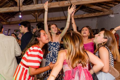 00298- 18 anos Leonor