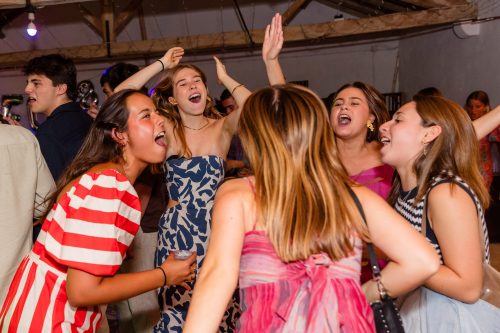 00299- 18 anos Leonor