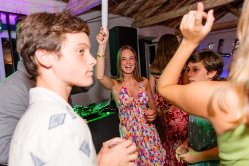 00300- 18 anos Leonor