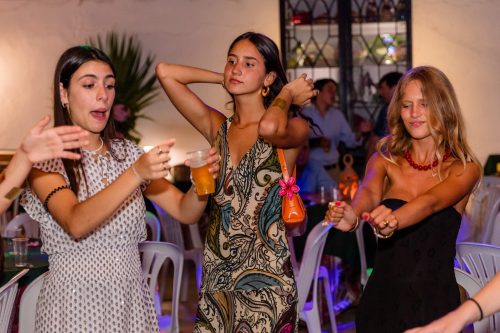 00317- 18 anos Leonor