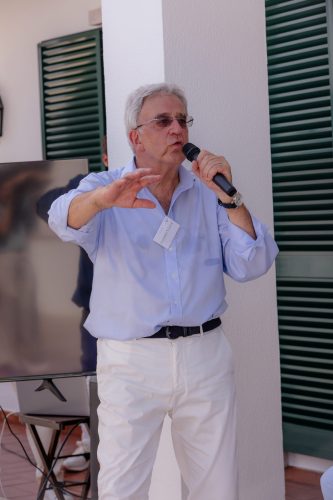 00330- 70 Anos Antonio Victor Melo