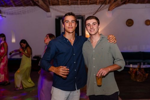 00331- 18 anos Leonor