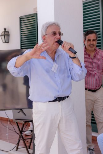 00331- 70 Anos Antonio Victor Melo