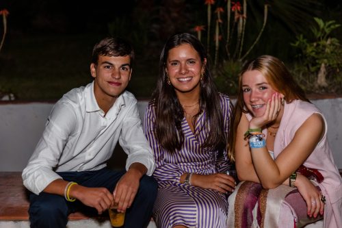 00338- 18 anos Leonor