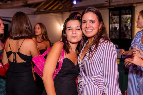 00367- 18 anos Leonor