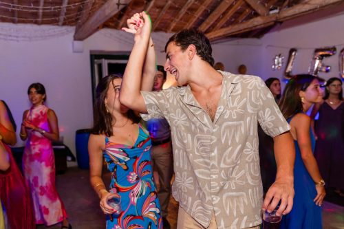 00371- 18 anos Leonor