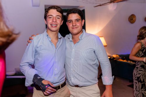 00374- 18 anos Leonor