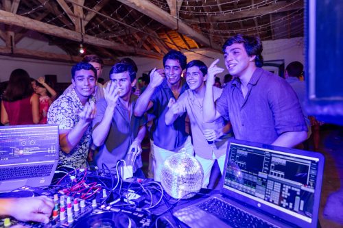 00388- 18 anos Leonor