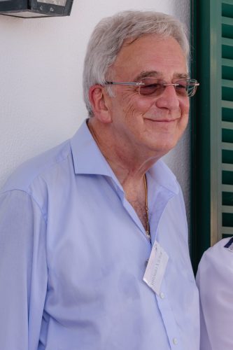 00389- 70 Anos Antonio Victor Melo