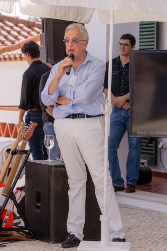 00407- 70 Anos Antonio Victor Melo