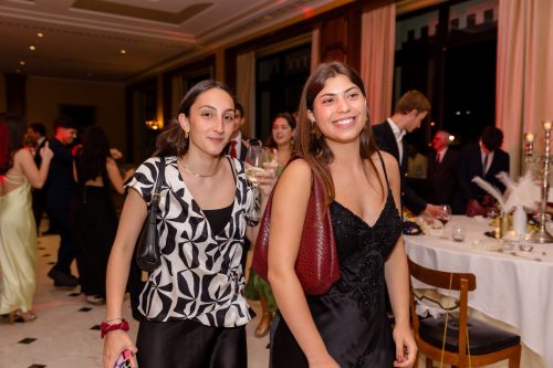 00422- 18 Anos Francisca e Madalena