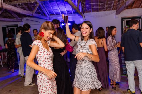 00422- 18 anos Leonor