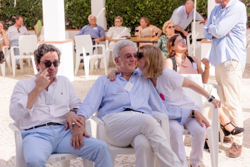 00423- 70 Anos Antonio Victor Melo