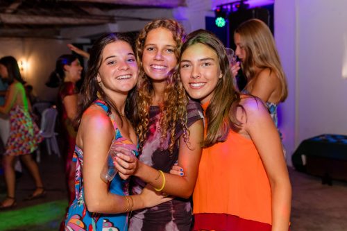 00428- 18 anos Leonor