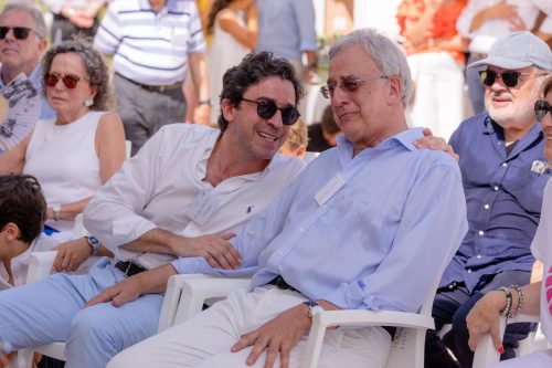 00431- 70 Anos Antonio Victor Melo