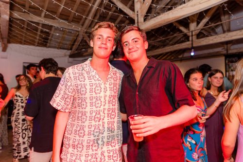 00446- 18 anos Leonor