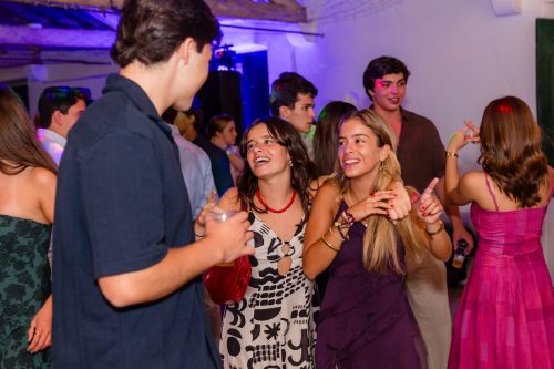 00448- 18 anos Leonor