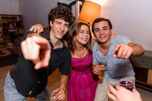 00453- 18 anos Leonor