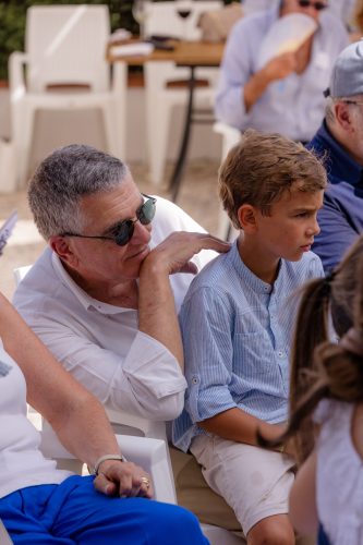 00466- 70 Anos Antonio Victor Melo