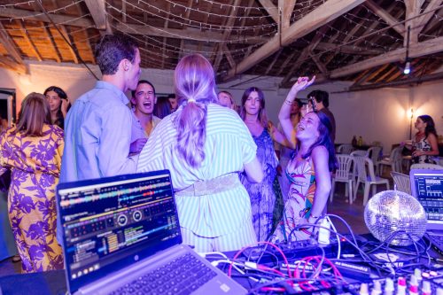 00472- 18 anos Leonor