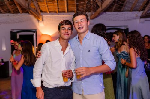 00473- 18 anos Leonor