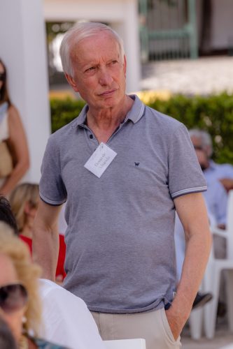 00499- 70 Anos Antonio Victor Melo