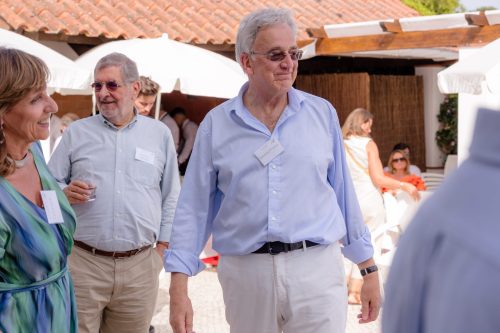 00525- 70 Anos Antonio Victor Melo