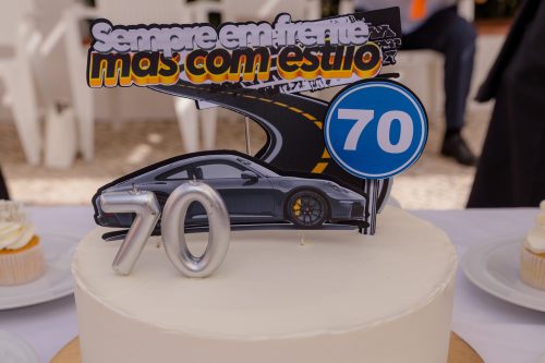 00556- 70 Anos Antonio Victor Melo