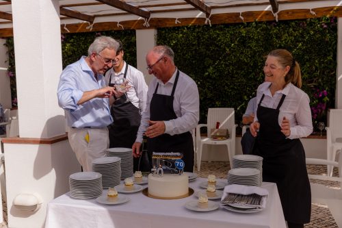 00570- 70 Anos Antonio Victor Melo