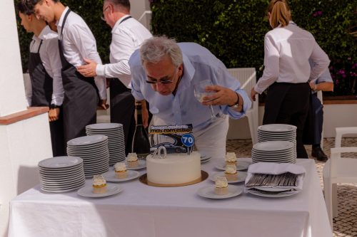 00572- 70 Anos Antonio Victor Melo