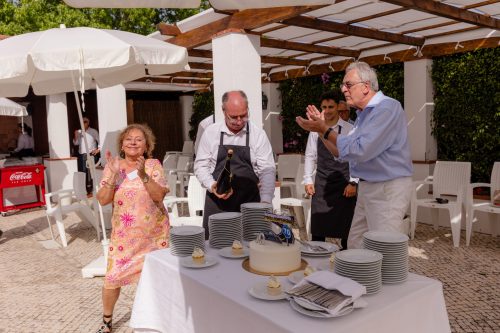 00576- 70 Anos Antonio Victor Melo