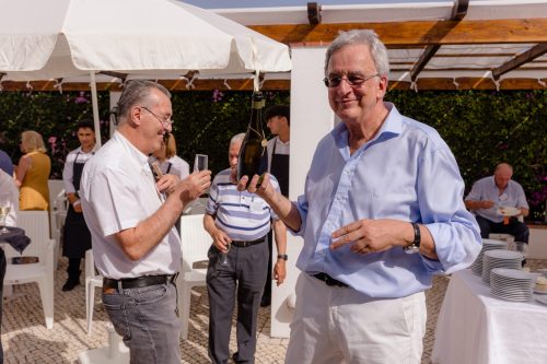 00589- 70 Anos Antonio Victor Melo