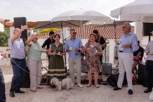 00611- 70 Anos Antonio Victor Melo