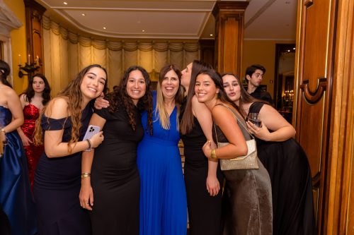 00718- 18 Anos Francisca e Madalena