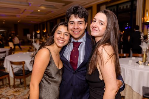 00825- 18 Anos Francisca e Madalena